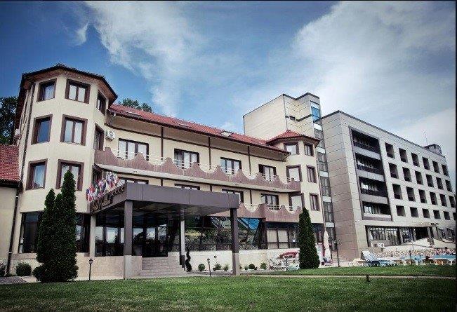 pagină în construcție